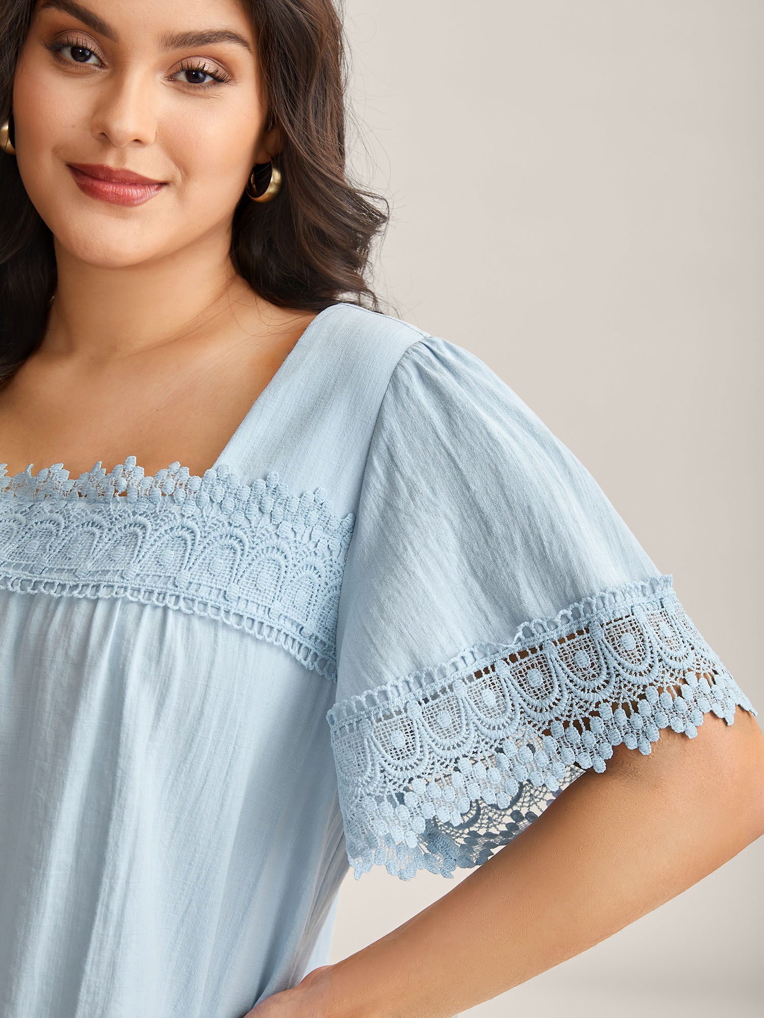 Lace Trim Spliced Solid Blouse
