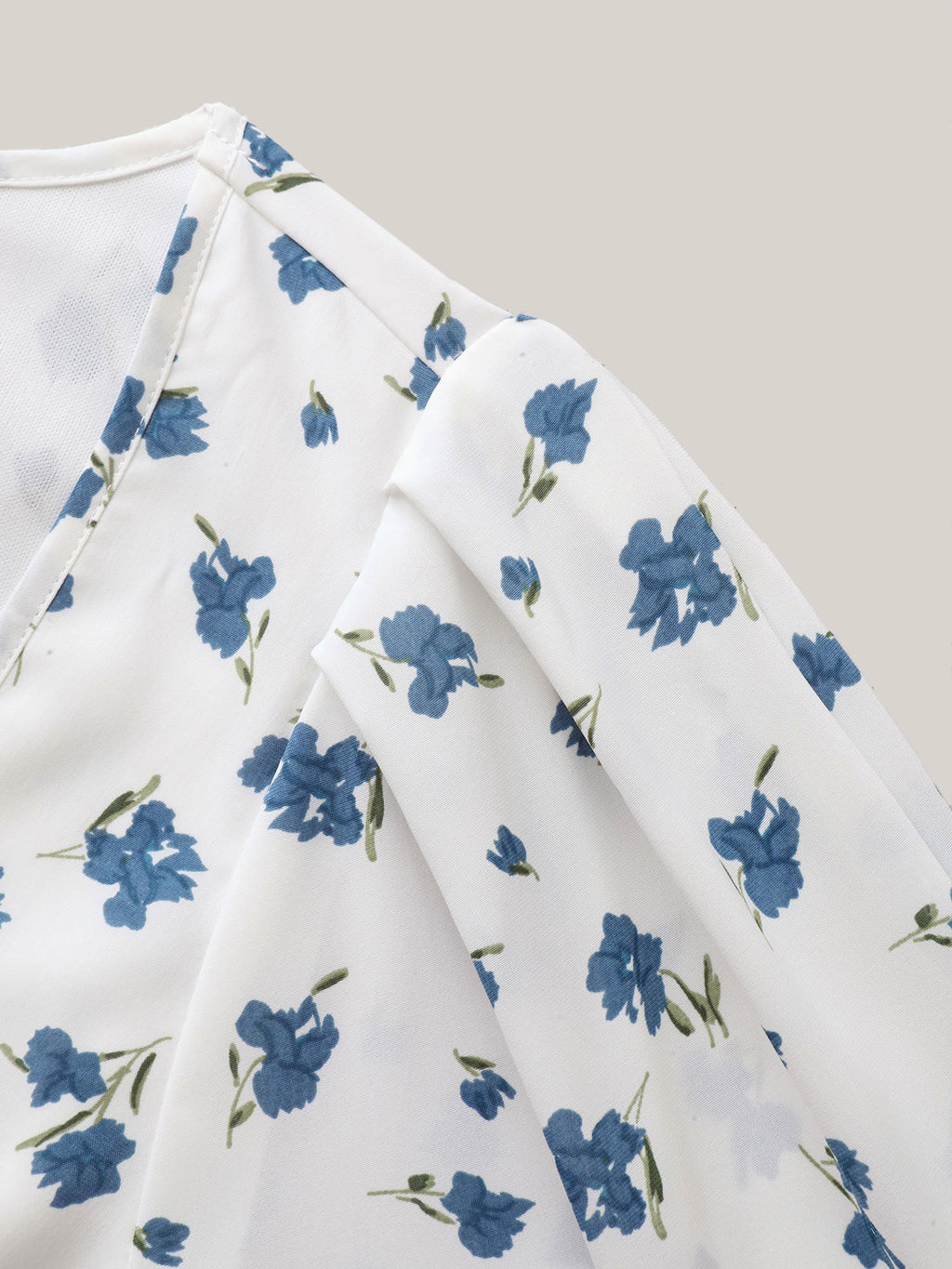 Delicate Floral Print Lotus Sleeve Blouse