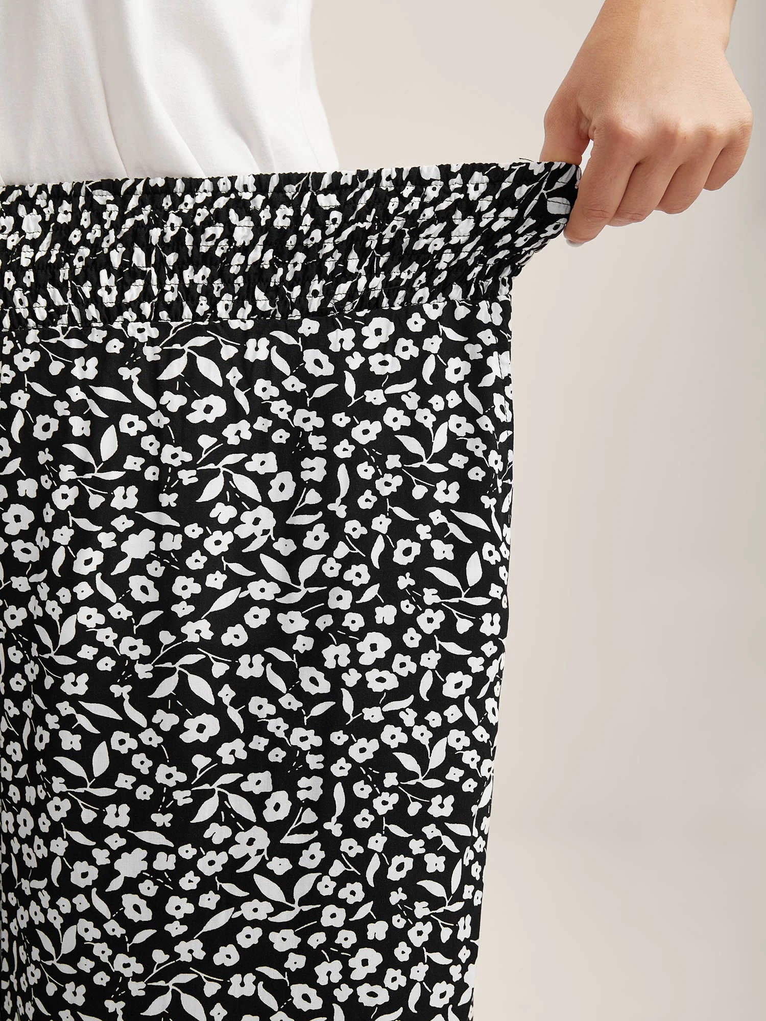 Ditsy Floral Print Wide-Leg Pants