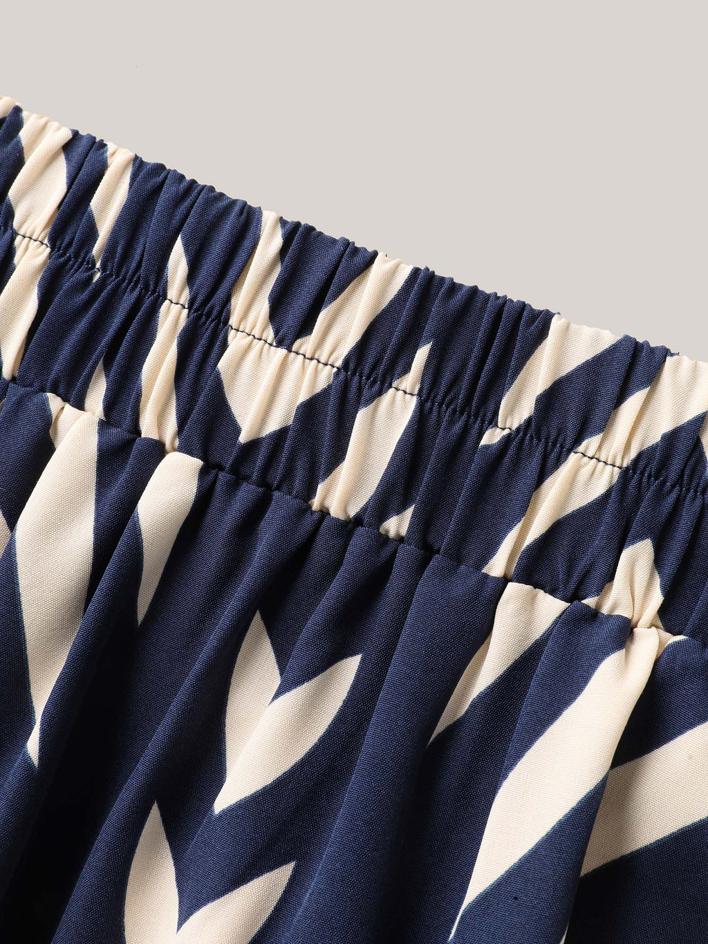 Geometric Print High Low Hem Skirt