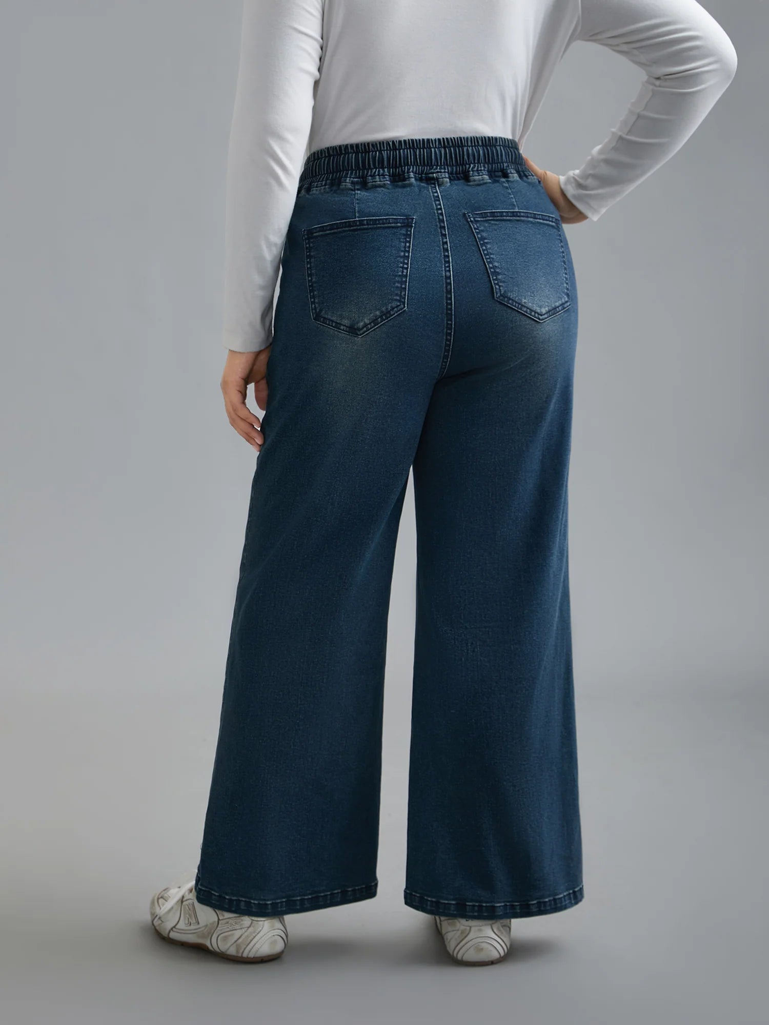 Drawstring Stretchy Waist Pocket Jeans
