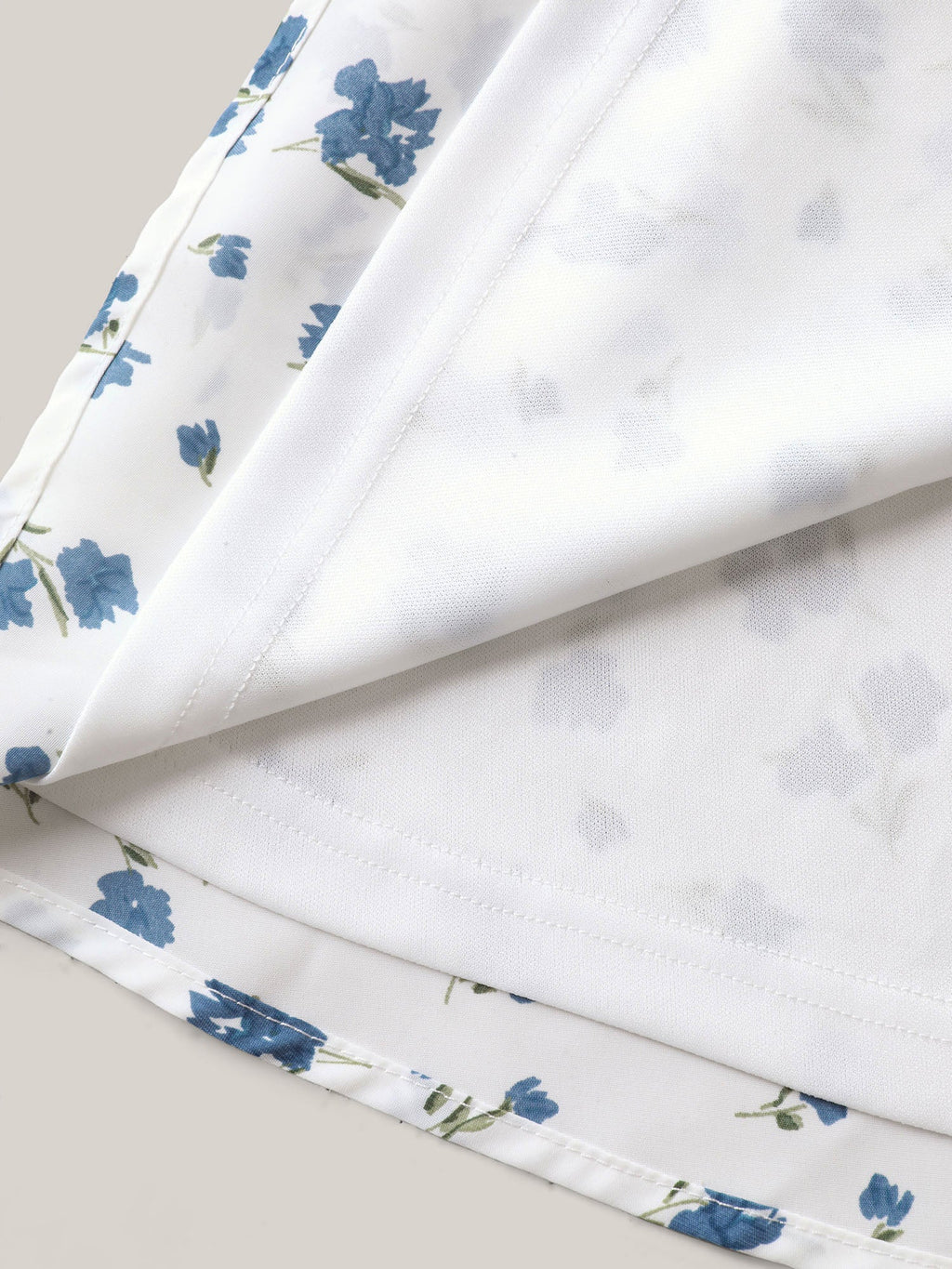 Delicate Floral Print Lotus Sleeve Blouse