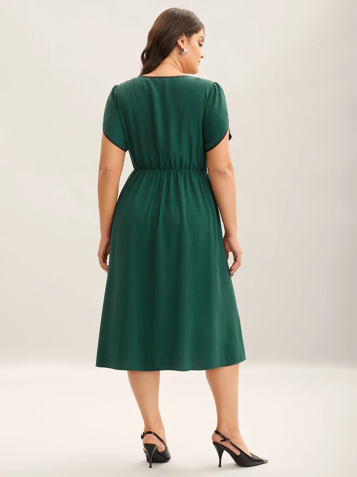 Petal Sleeve Pleated Pockets Midi Dress