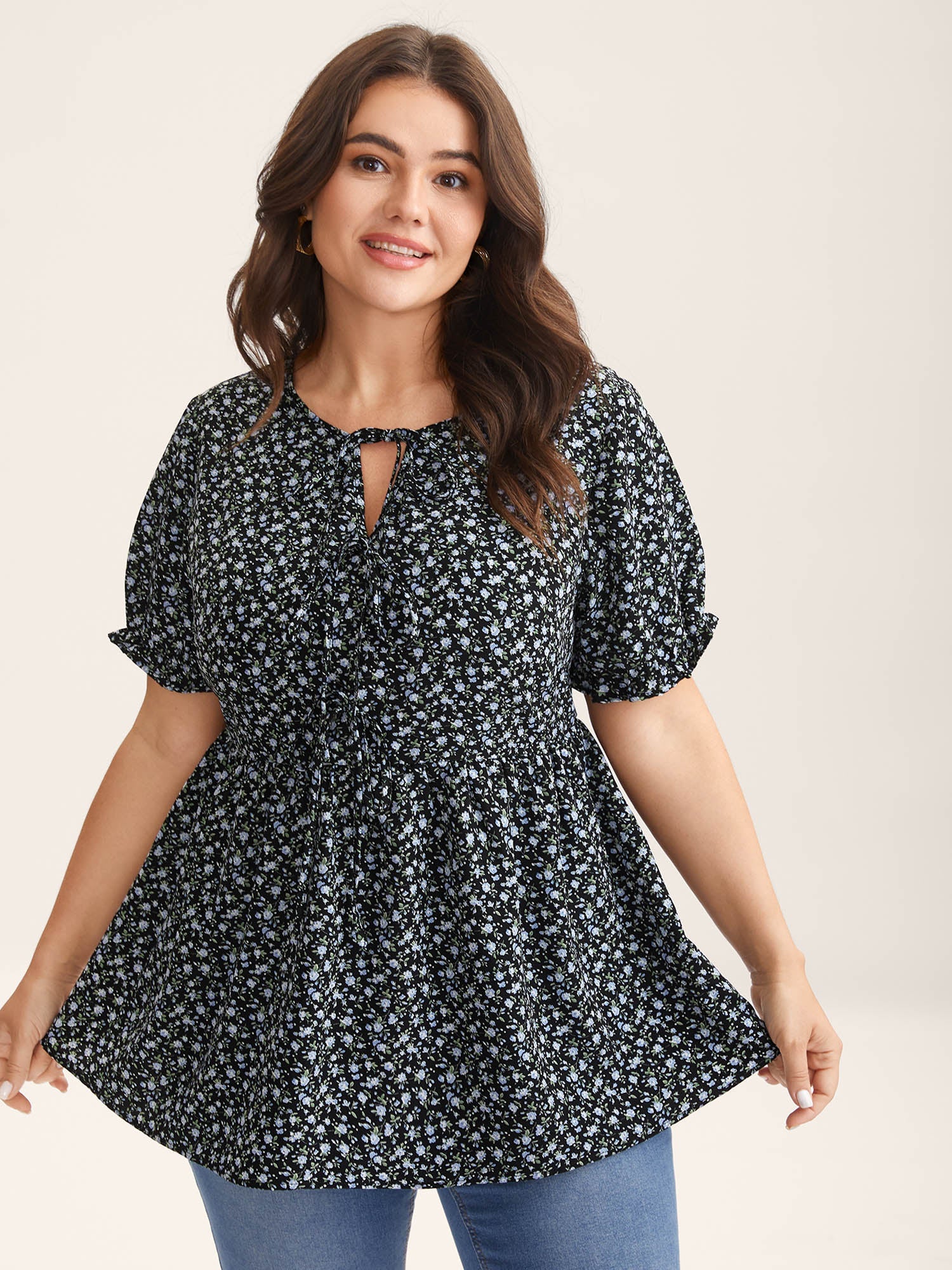 Ditsy Floral Print Bow-Tie Blouse