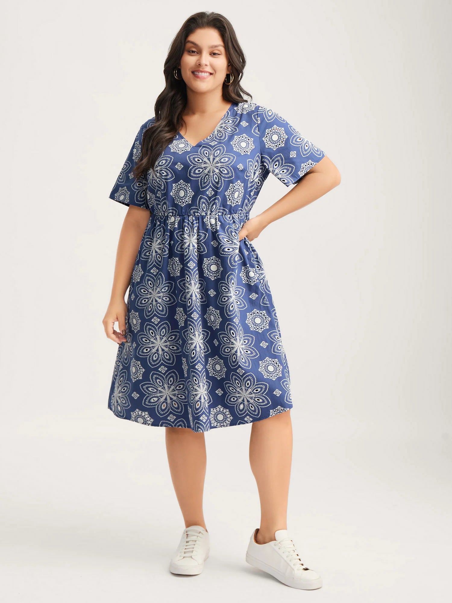 Cotton Large Floral Print Textured Pockets Midi Dress